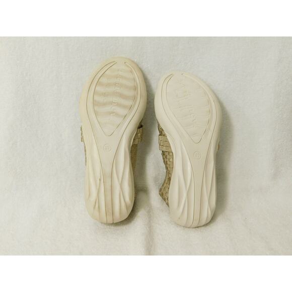 Bernie Mev Light Gold Woven Technology Memory Form Shoes - 7 M - Picture 5 of 5